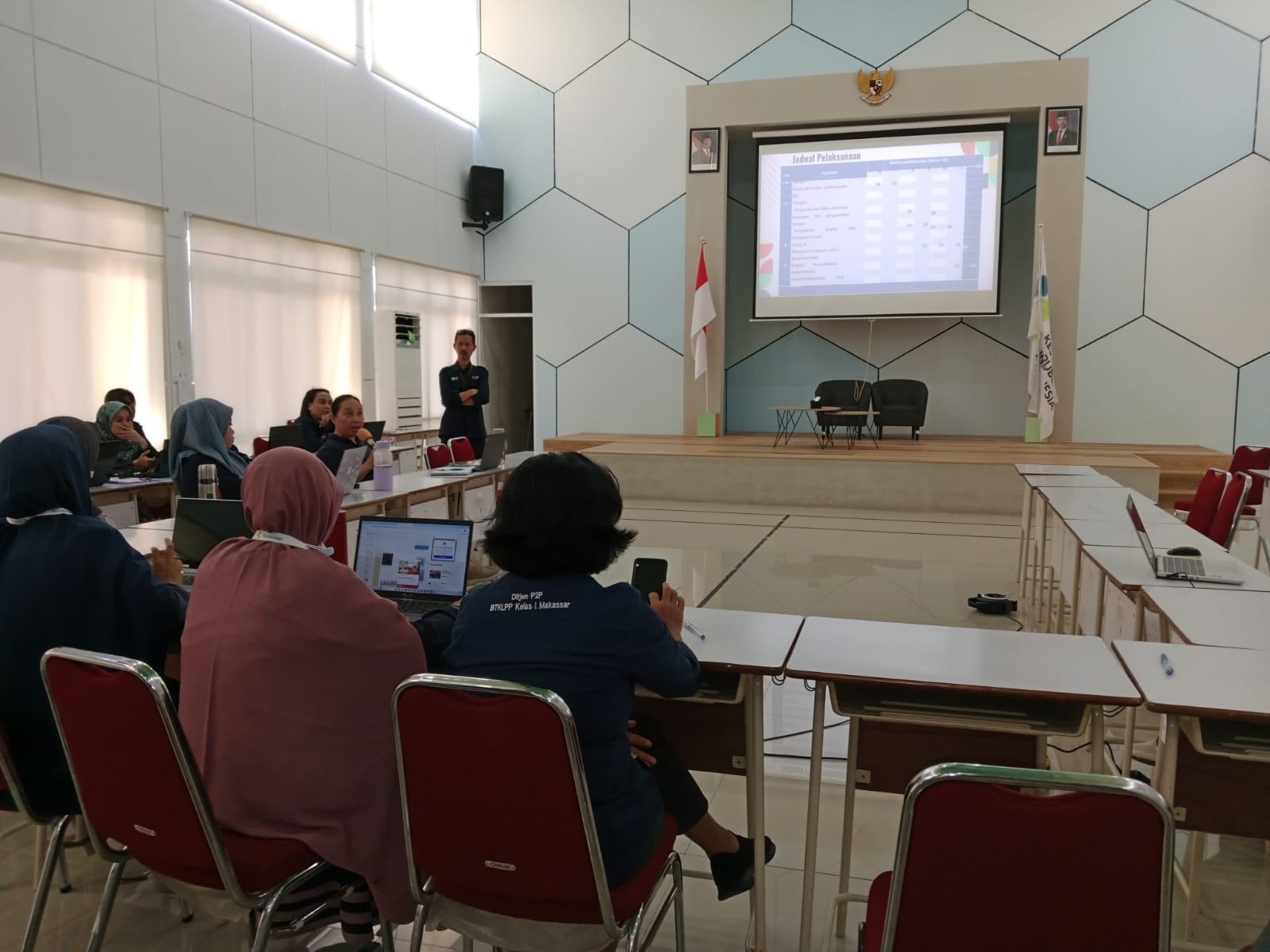 presentasi-rencana-surveilans-1