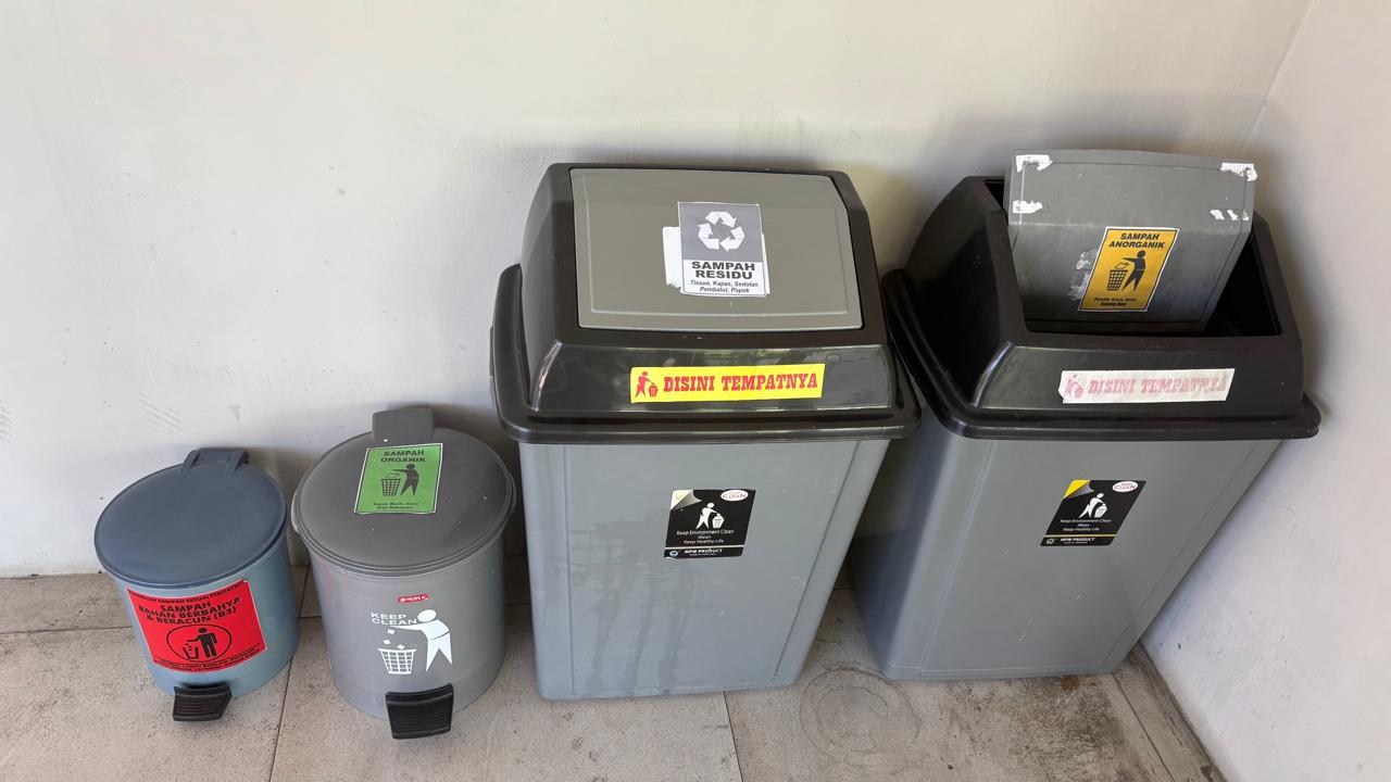Gambar Wadah Sampah Organik, Anorganik, Residu dan Limbah B3